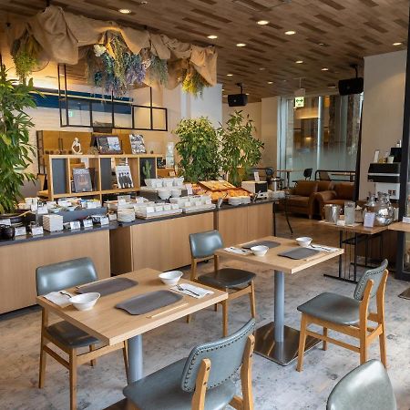 Kkr Hotel Hakata Фукуока Екстериор снимка