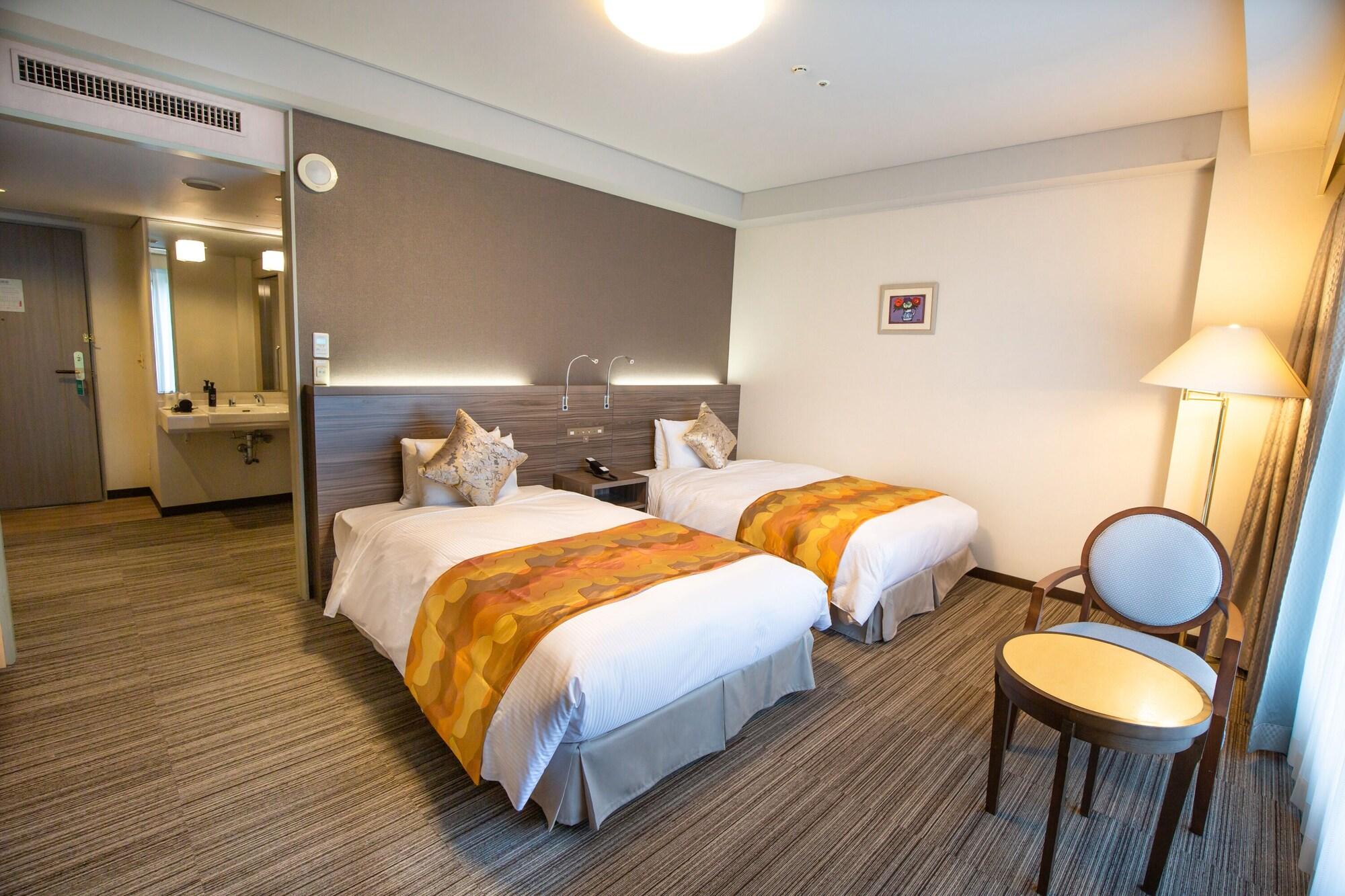Kkr Hotel Hakata Фукуока Екстериор снимка