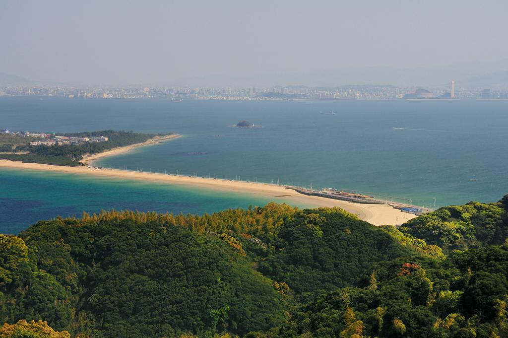 Kkr Hotel Hakata Фукуока Екстериор снимка