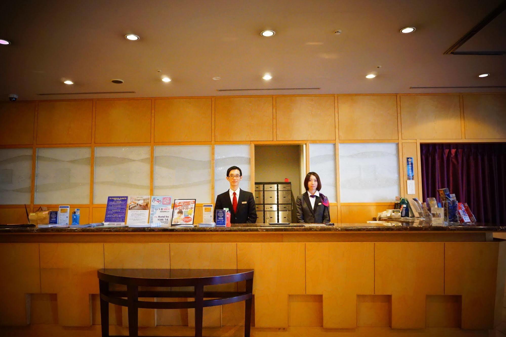Kkr Hotel Hakata Фукуока Екстериор снимка