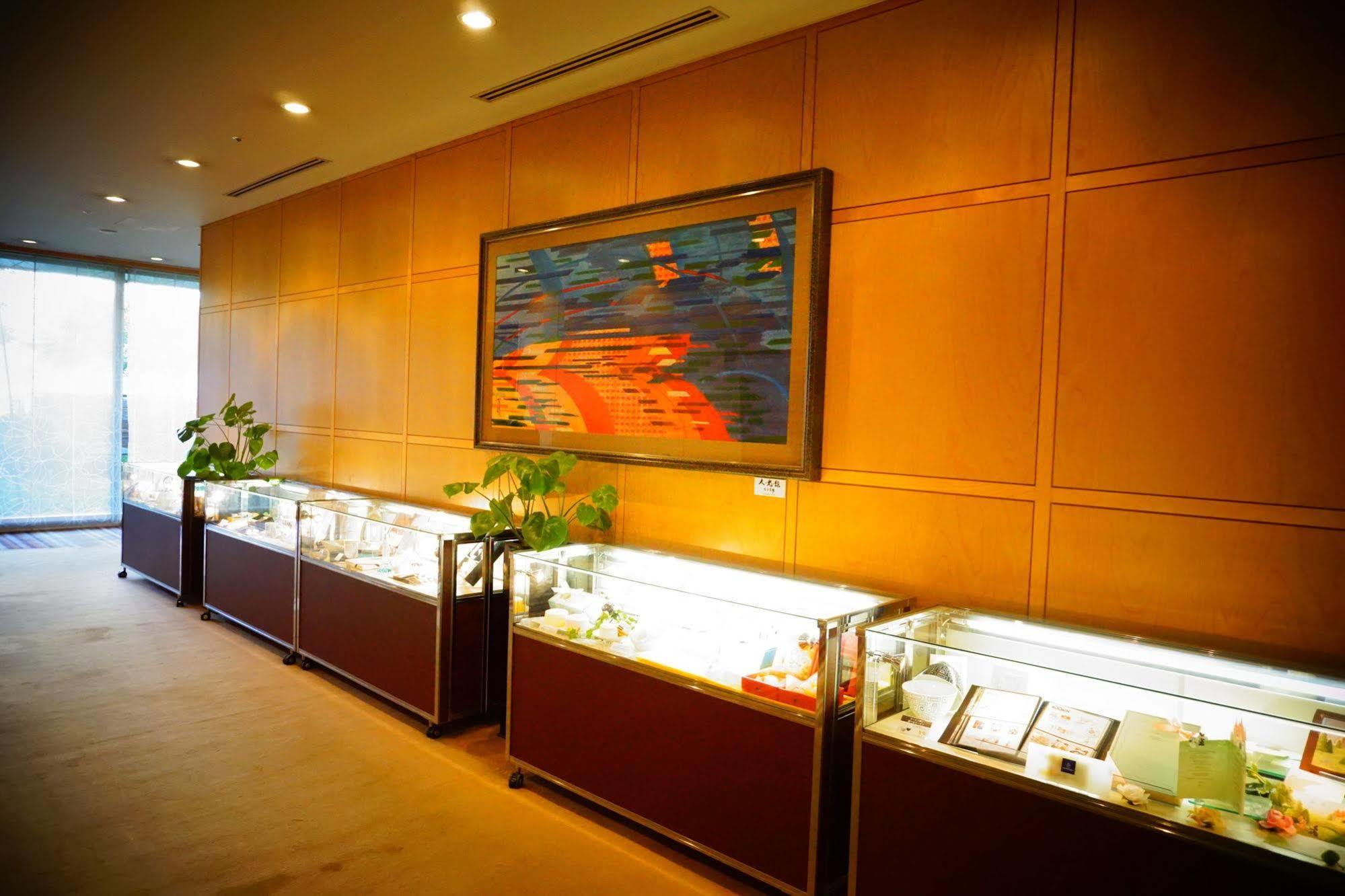 Kkr Hotel Hakata Фукуока Екстериор снимка