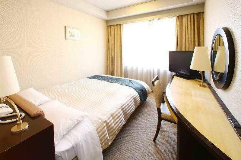 Kkr Hotel Hakata Фукуока Екстериор снимка